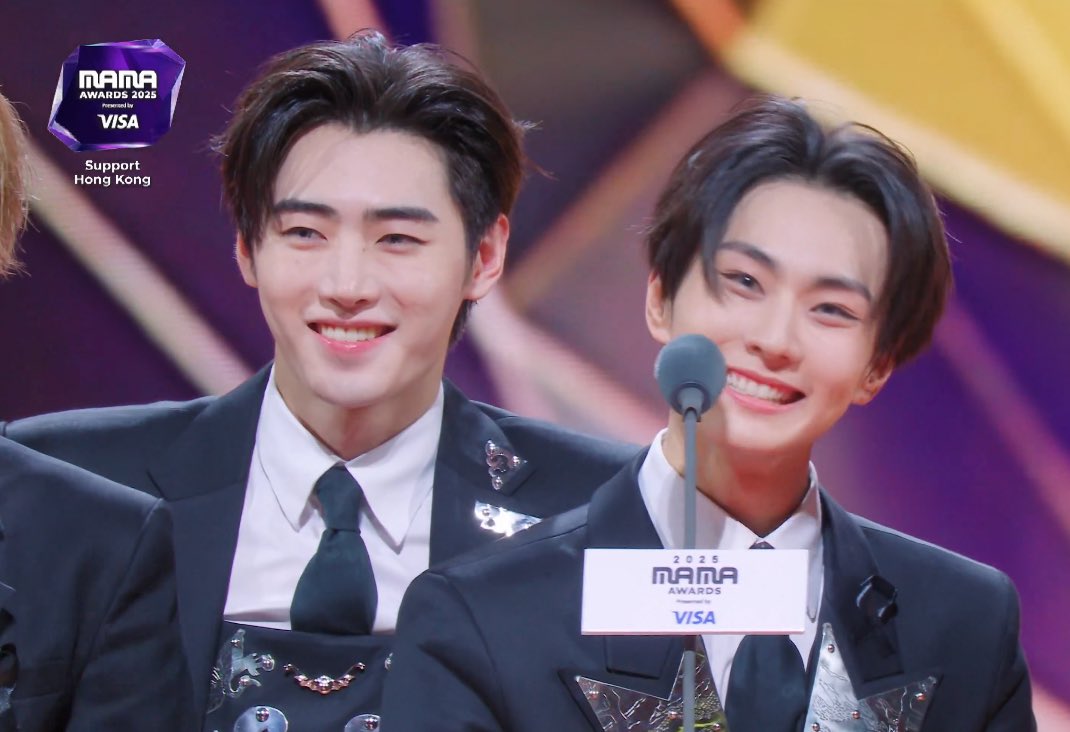 Asya Galerio tweet media