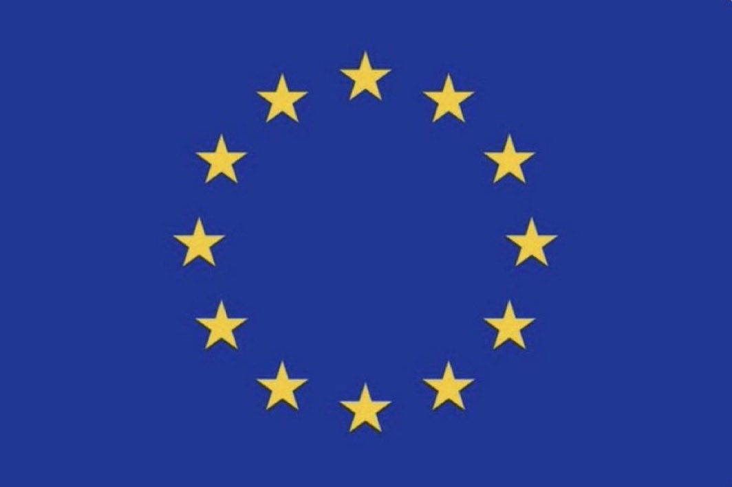 Loeriew's tweet photo. @elonmusk This is my flag.  

It stands for unity, freedom, peace, democracy, equality, civilization, diversity, rule of law, science, beauty and strength.  

There is nothing more important to fight for. https://t.co/jHiX9MKtG8