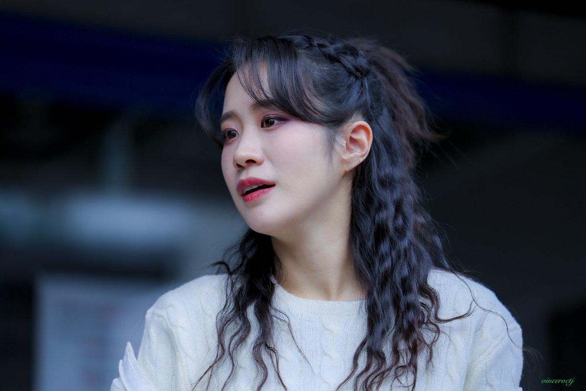 25.12.07 

뮤지컬 후크 

힘웬디 퇴근길 미즈필름 N.02

웬디 - #박새힘