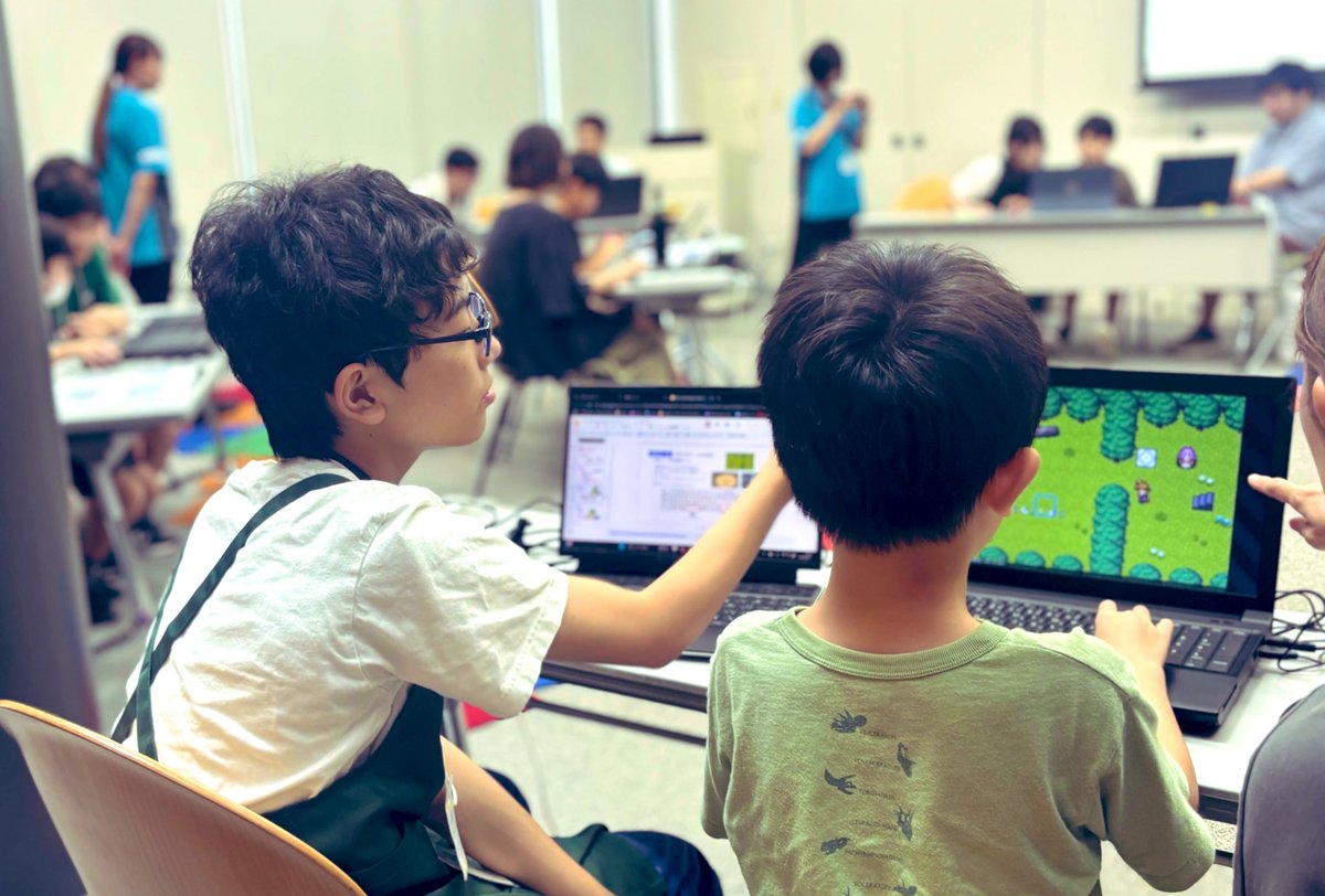 summerorange85's tweet photo. #クーレストプロジェクト は展示以外にも楽しいワークショップも😆

#MakerFair でも大人気の #子どもプログラミング喫茶 も☕️ その場でつくれる小さな作品メニューを用意して待ってます🥪
展示の合間に遊びに行けるよ！

作品募集中！締め切りは1/25🙌
#CoolestProjectsJapan
@cprojectsjapan https://t.co/na2N7JnMEl