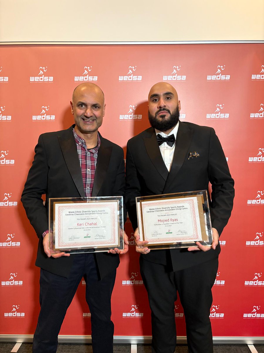 CricketWales's tweet photo. Huge congrats to @KeriChahal and @MujiDCO for being awarded Runners Up @wedsawards for Lifetime Achievement and Coach of the Year respectively, on fri. We are v proud and grateful to have such passionate, talented team members here at CW
#Criced #ASportForAll https://t.co/FYWCsi72G1