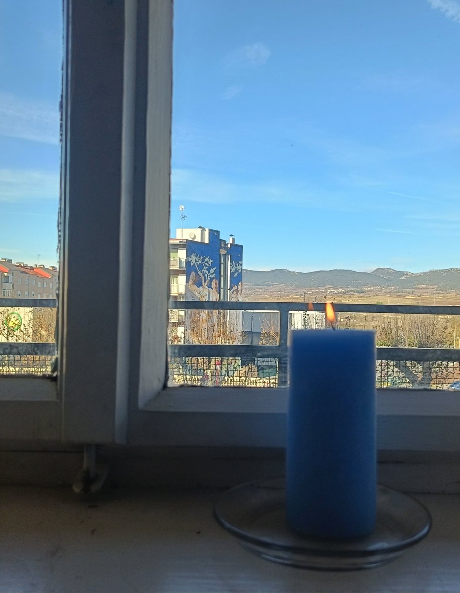 La vela azul 💙 Purísima (felicidades a todas las Inmas, Conchas y Conchitas) <a href="/EGMaiquez/">Eنr¡que G-Máiquez</a>