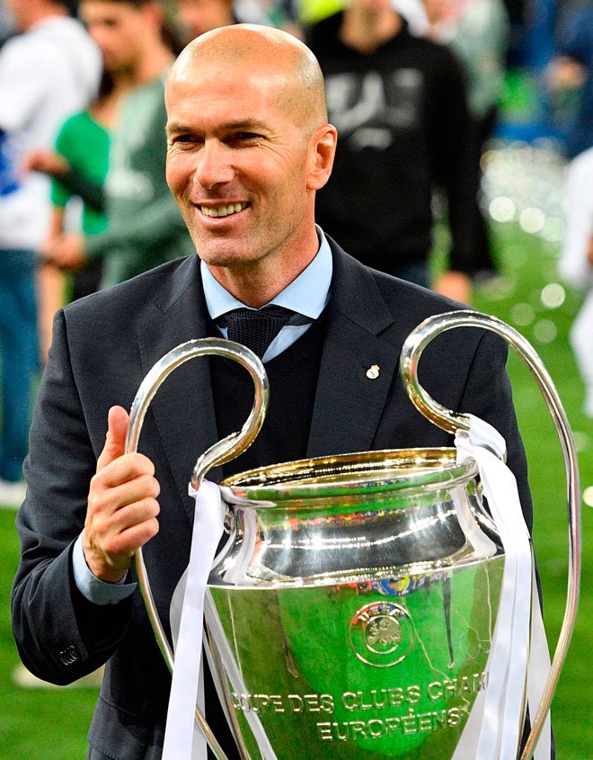 الونسو اقل الملامين فيما يحدث والملام الاكبر اللاعبين اللي عاجبهم التسيب وانهم صدقوا نفسهم بعدما فازوا بكم بطوله والاداره اللي سمحت الامور توصل لهالمرحله 
لكن يا الونسو من المستحيل تحويل التسيب لصرامه مطلقه في يوم وليله 
لذلك عذرا يا الونسو لست رجل المرحله 
المرحله هذي لها رجالها