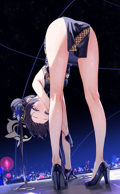 今年も残りわずかなので今年一番伸びた前屈門主様 