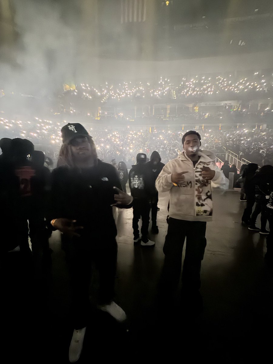 Ali 🆓🎮 tweet media