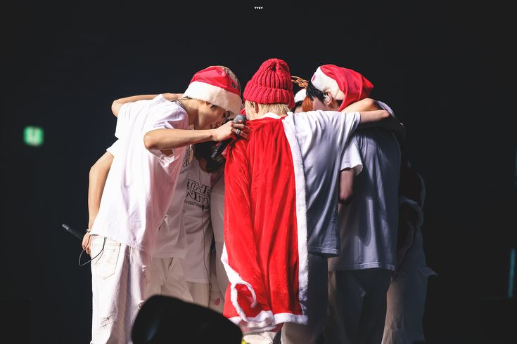 nctymisfit's tweet image. We’ll always be here, waiting for the eight of you to stand on one stage again. 🩷 @NCTsmtown_127