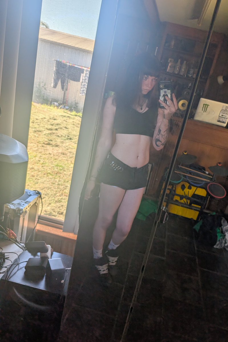 catelyn malice tweet media