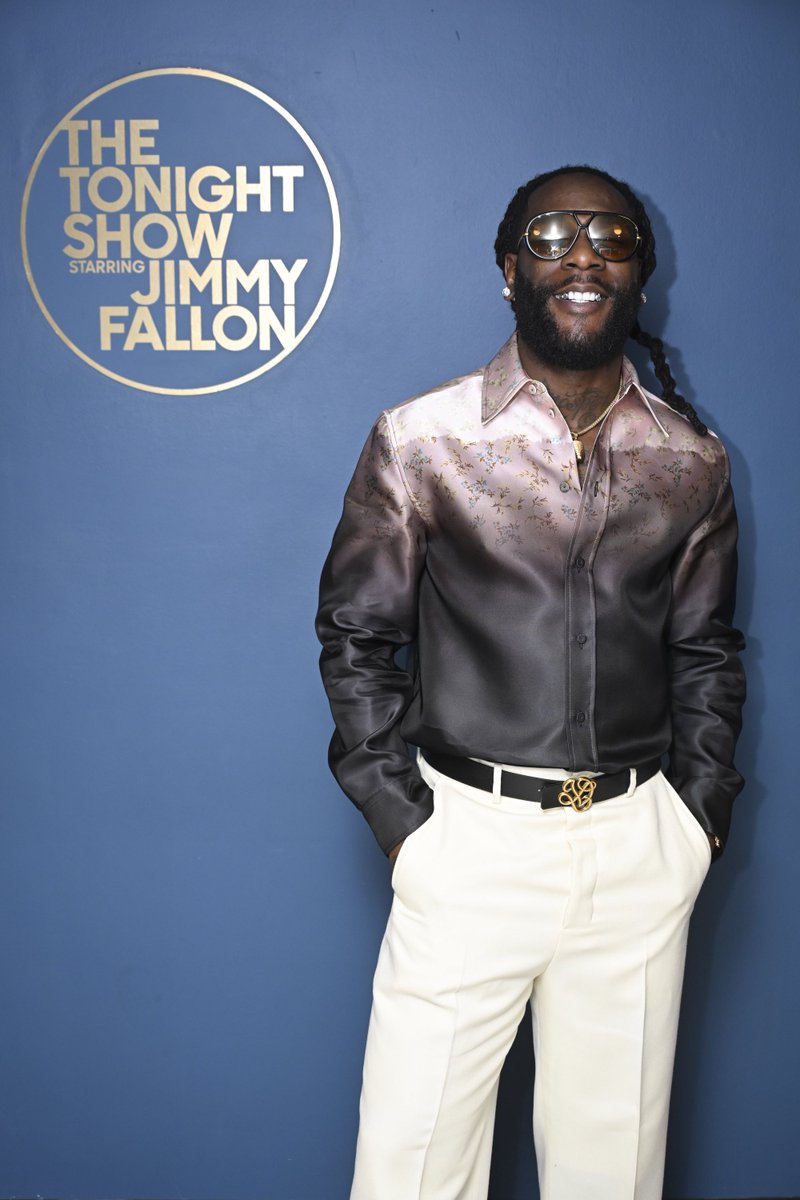 1BENNY7G's tweet image. ODOGWU LOOKING A BILLION BUCKS! 😎