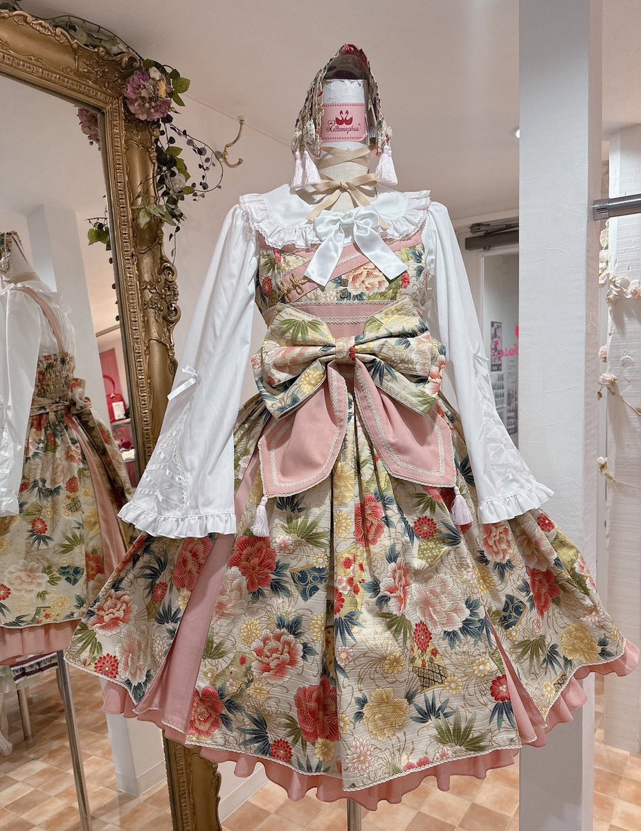 新作好評販売中✨】 新入荷♡新作・和柄シリーズ！✨ 《🪷花と扇の和柄