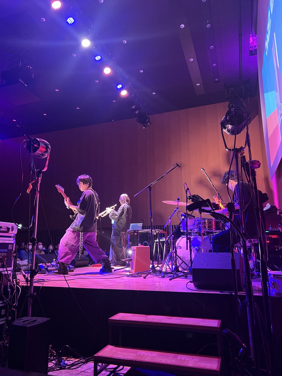 ご参加・ご視聴いただいた皆様、協賛企業の皆様、出演者の皆様、ありがとうございました🙏

感想は #jazzemp まで

これからも金融街から若手アーティストを支援するJazz EMPへの応援をよろしくお願いいたします。