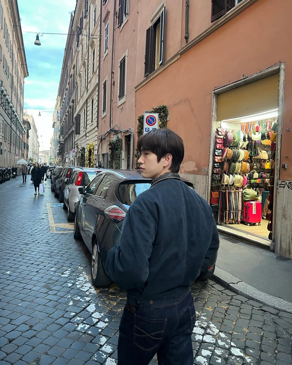 Peachedits922's tweet photo. Such boyfriend coded https://t.co/K4fMMBzHME