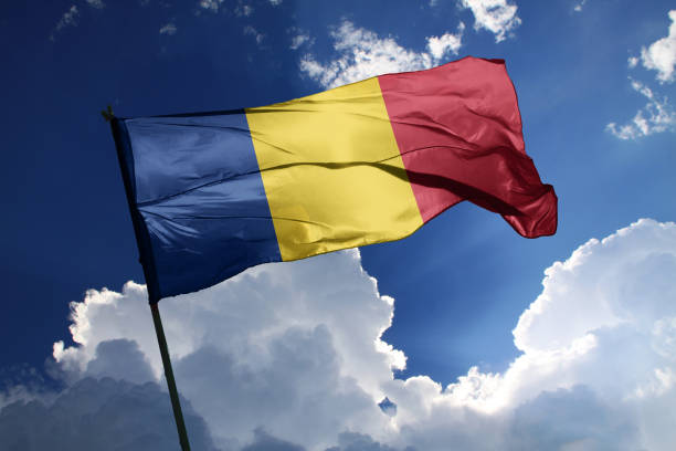 🇷🇴 в Румынии путин с зондеркомандой впервые в Европе и даже мире столкнулся с тотальным сопротивлением правительства, институтов, спецслужб и народа против попытки  захвата власти преступным путём через незаконное финансирование, пропаганду, фейки, запугивание, ложь

вчерашнее