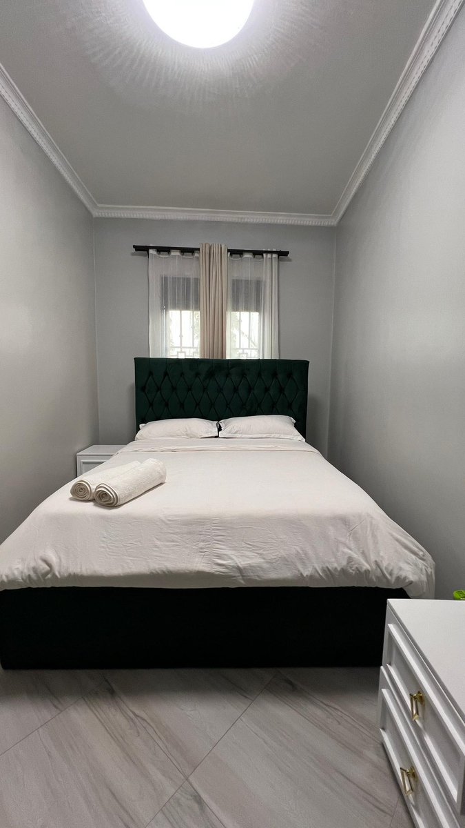 nsubugadrian's tweet photo. @IamHaxx @Motion_i256 The travel essentials you shouldn't have to check:

Hot water. Backup power. Fast Wi-Fi.

We guarantee they work always.

Stop stressing over basics. 

DM us to book. https://t.co/dKjItzPHgo