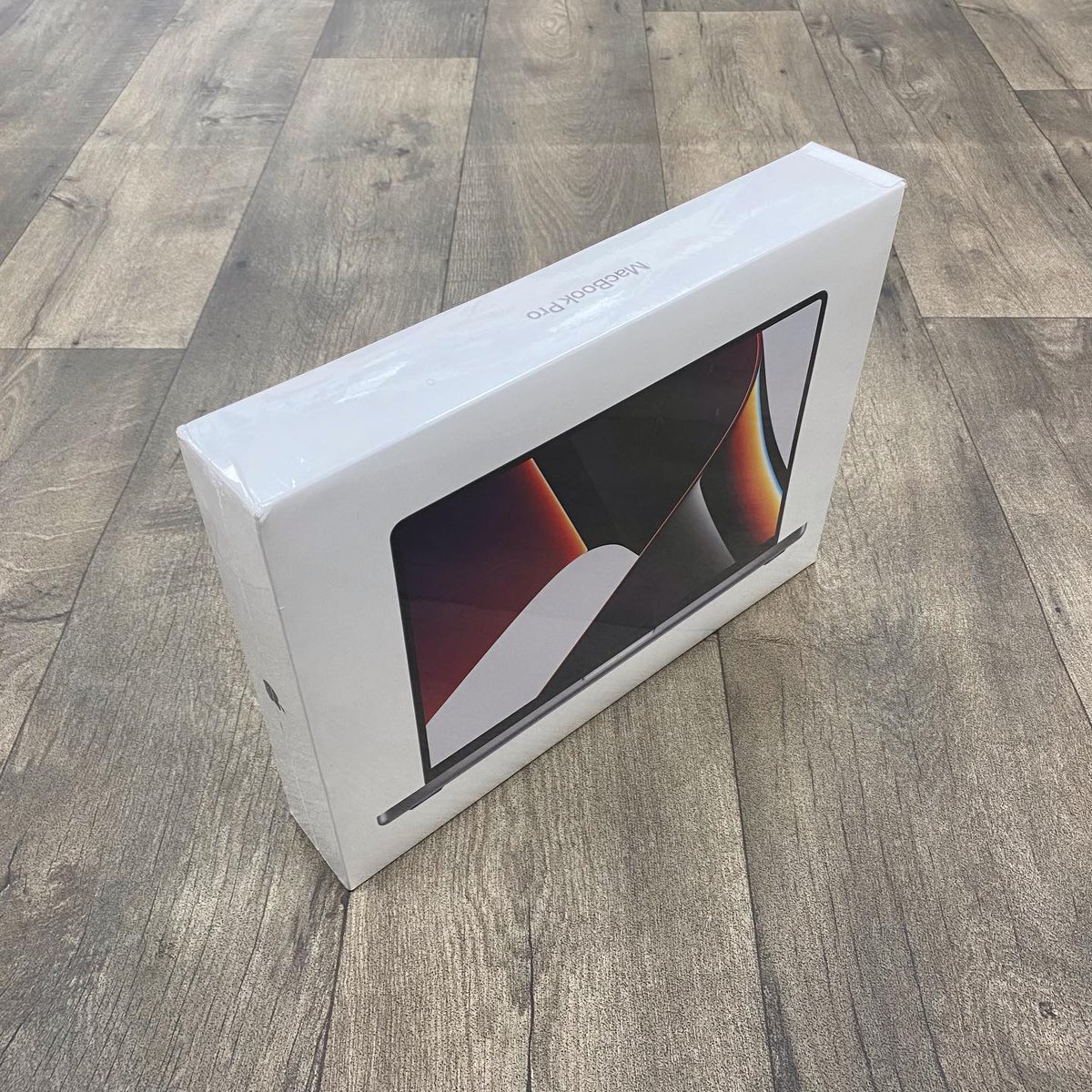 LaptopsArena's tweet image. Brand New 2021 Apple MacBook Pro M1 Max 14.2” 12-Core CPU 24-Core GPU 16-Core Neural Engine 32GB RAM 1TB SSD - Gray
Kes 190,000.
Call 0721 763 763
Visit us: Nairobi Along Mama Ngina Street, Norwich Union House, 1st Floor Suite 9.
#laptopsarena #brandnewmacbook #appleshopke…