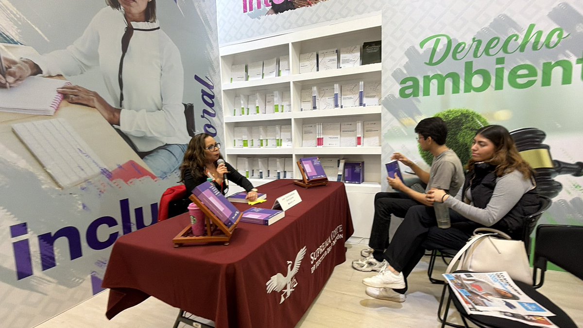 dulcecq's tweet photo. Manual para juzgar con perspectiva de género, es una herramienta para juzgadores pero también para el estudiante y para cualquier persona que quiera ejercer conscientemente sus derechos.
#fil https://t.co/Wt691DPSyv