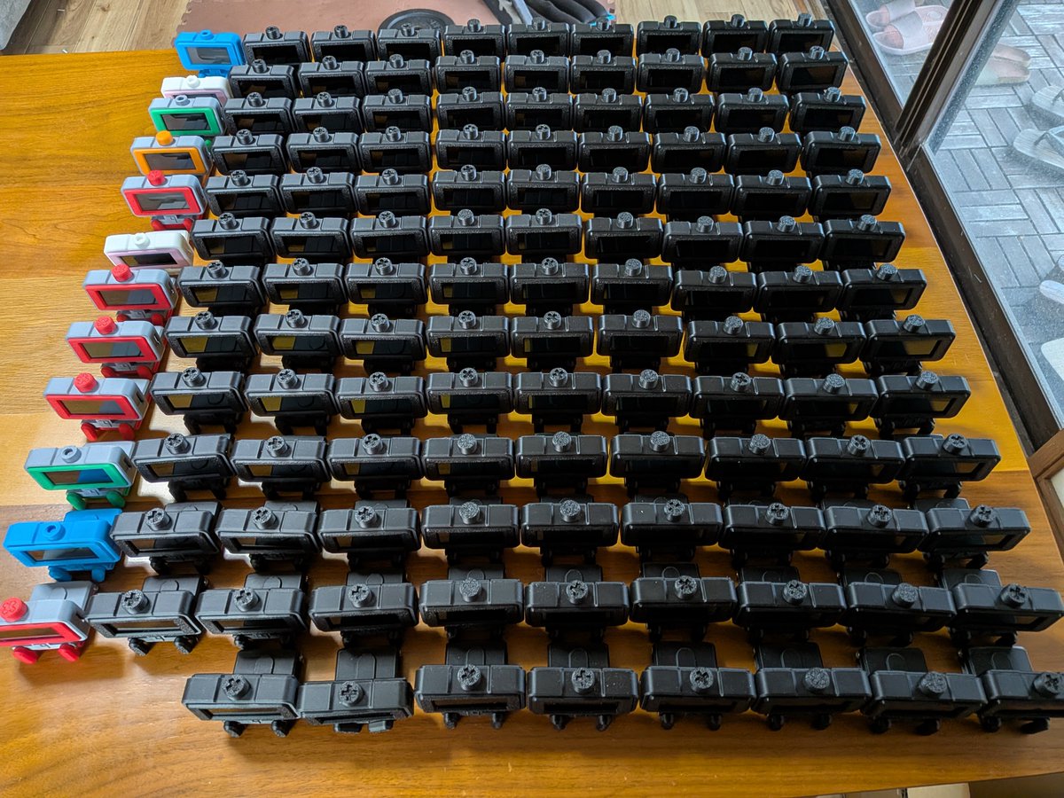 EleoBasili's tweet photo. First #webscreen batch almost ready! next: Firmware flashing + QA
#OpenSource #crowdsupply https://t.co/vMAAjwZ6PB