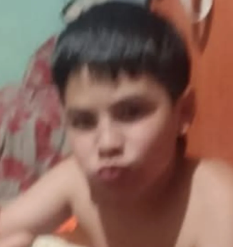 desaparecidaorg's tweet image. #URGENTE DENUNCIA RECIBIDA EN TIEMPO REAL #PARANA
Pedro Monzón Bogarín tiene 10 años, desapareció el 7/12/25 a las 16 horas.
Por favor compartir y avisar #Urgente a la policía local o al ☎️ 101 o 911

#Parana #EntreRios