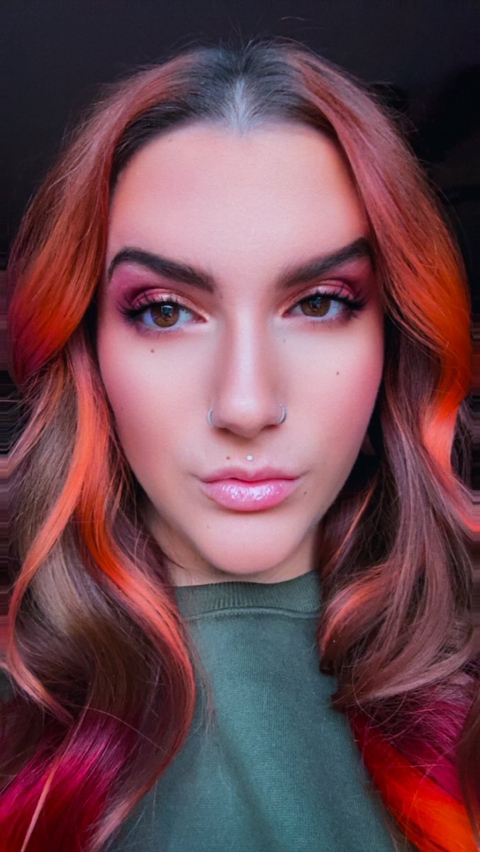 PhazeRae's tweet image. Hello 🫶🏻
How’s December treating everyone?