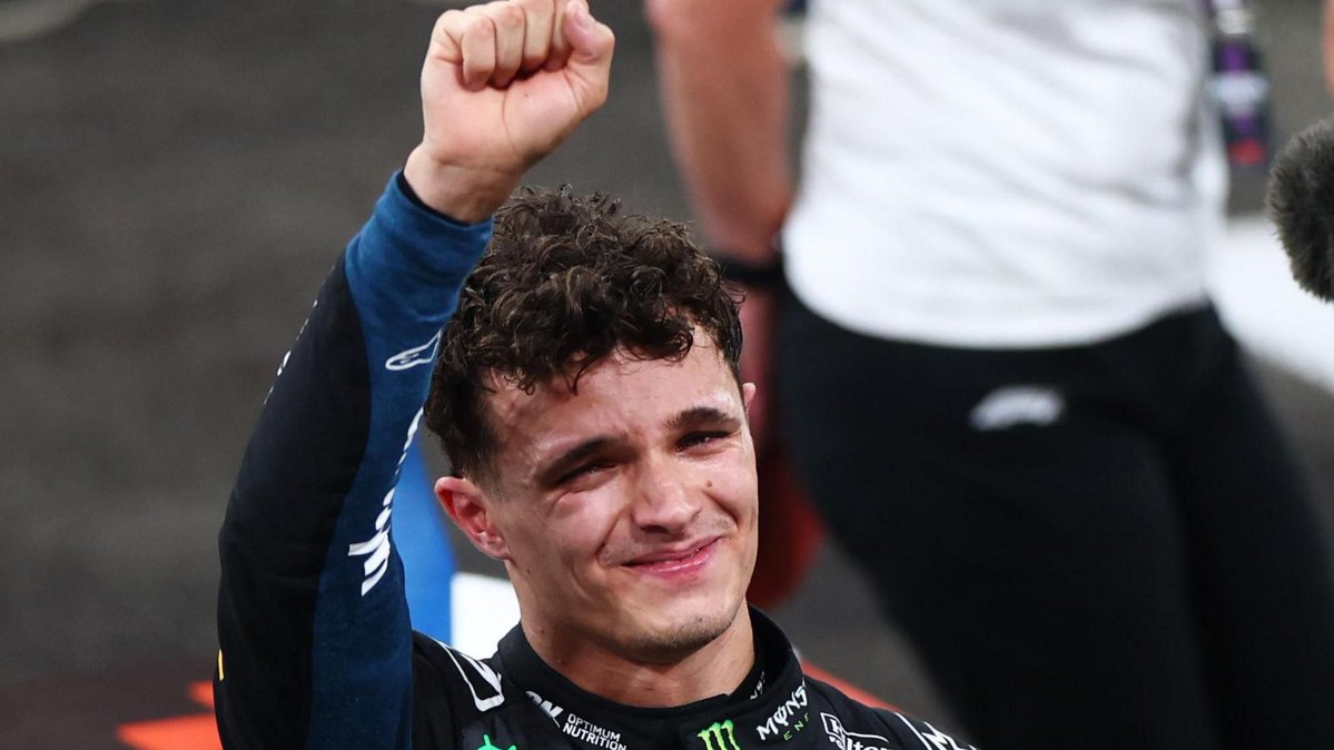 McLaren's Lando Norris is tearful as he lifts his fist in celebration after winning the F1 drivers' title in the Abu Dhabi Grand Prix (Lando Norris wins F1 drivers' title in Abu Dhabi Grand Prix won by Max Verstappen) 

buff.ly/flETvoh