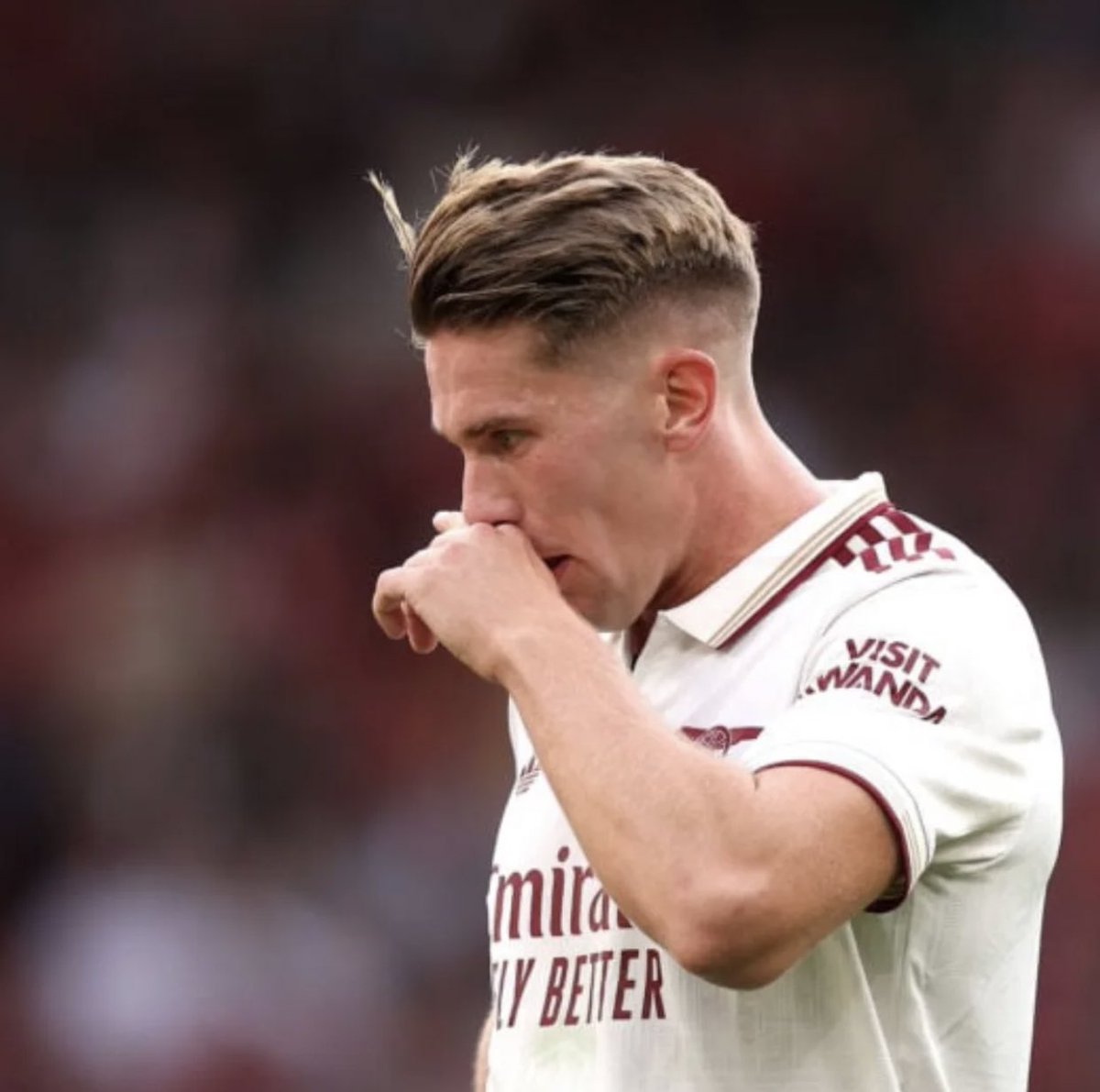 If you can’t support Viktor Gyökeres when he’s at his lowest and lacking confidence, don’t come back when he’s winning you games and scoring goals. Fans must be there for players when they needs it the most.