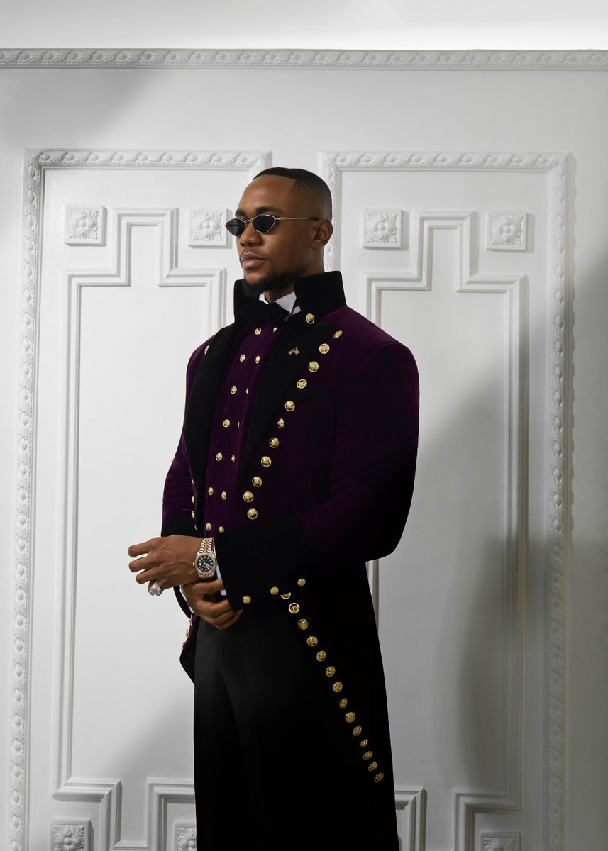 AjeboDanny's tweet image. Emotion but cross out the E