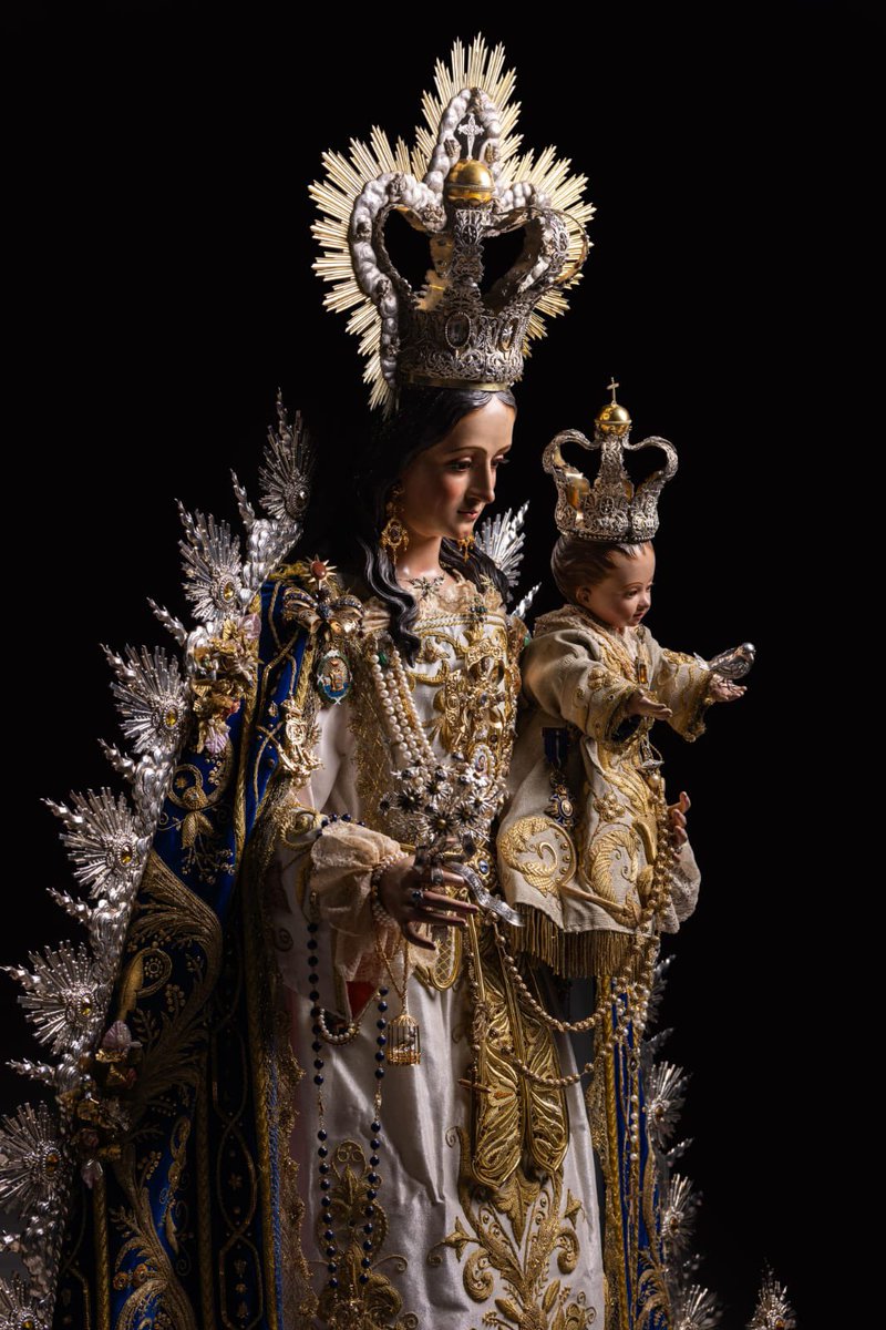 Sine labe concepta.

#remedios

📷: <a href="/LMFotosCofrades/">LMFotosCofrades</a>