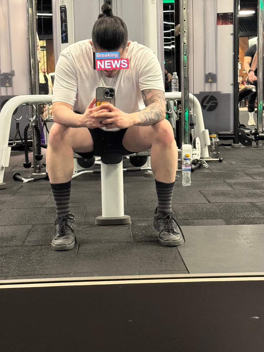 ITALYorJESUS's tweet photo. mirror selfi dump 2025 #cecelist https://t.co/YNHSKbYFCm