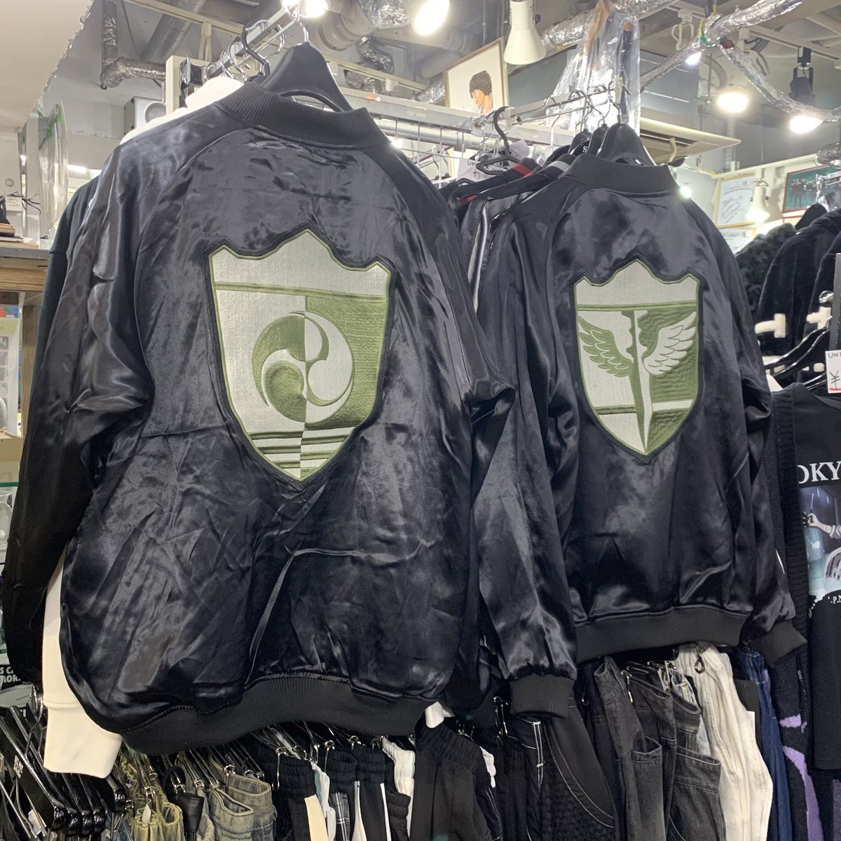 regulus69's tweet photo. 【PSYCHO🔯NATION】
UNDER GROUND
【怪獣8号】スカジャン登場!
¥43,780-(税込)
日本防衛部隊第3部隊隊長
「亜白ミナ」
日本防衛部隊第3部隊実動員
「日比野カフカ(怪獣8号)」
#kaijuno8anime #japanese #anime #jump #漫画 #japanesecomic #怪獣8号 #animesukajan #sukajan #kawaii https://t.co/4PXjIDnLbF