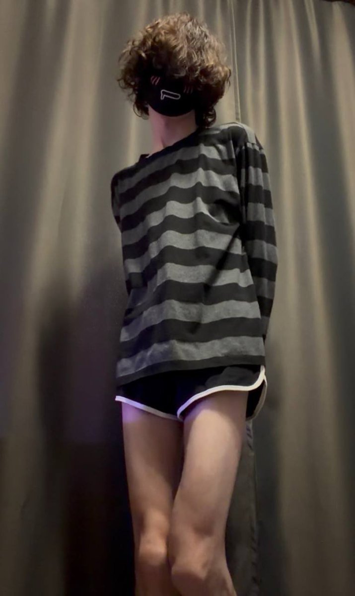 ThatOneeFox's tweet image. (  °꒳° )