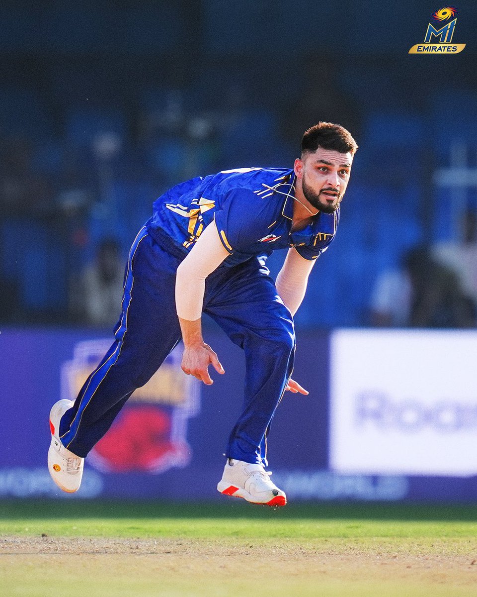 MIEmirates's tweet photo. 𝘿𝙤𝙪𝙗𝙡𝙚 𝙨𝙩𝙧𝙞𝙠𝙚 at Sharjah last night! ⚡⚡

#OneFamily #MIEmirates #SWvMIE https://t.co/mUgMhPn13K