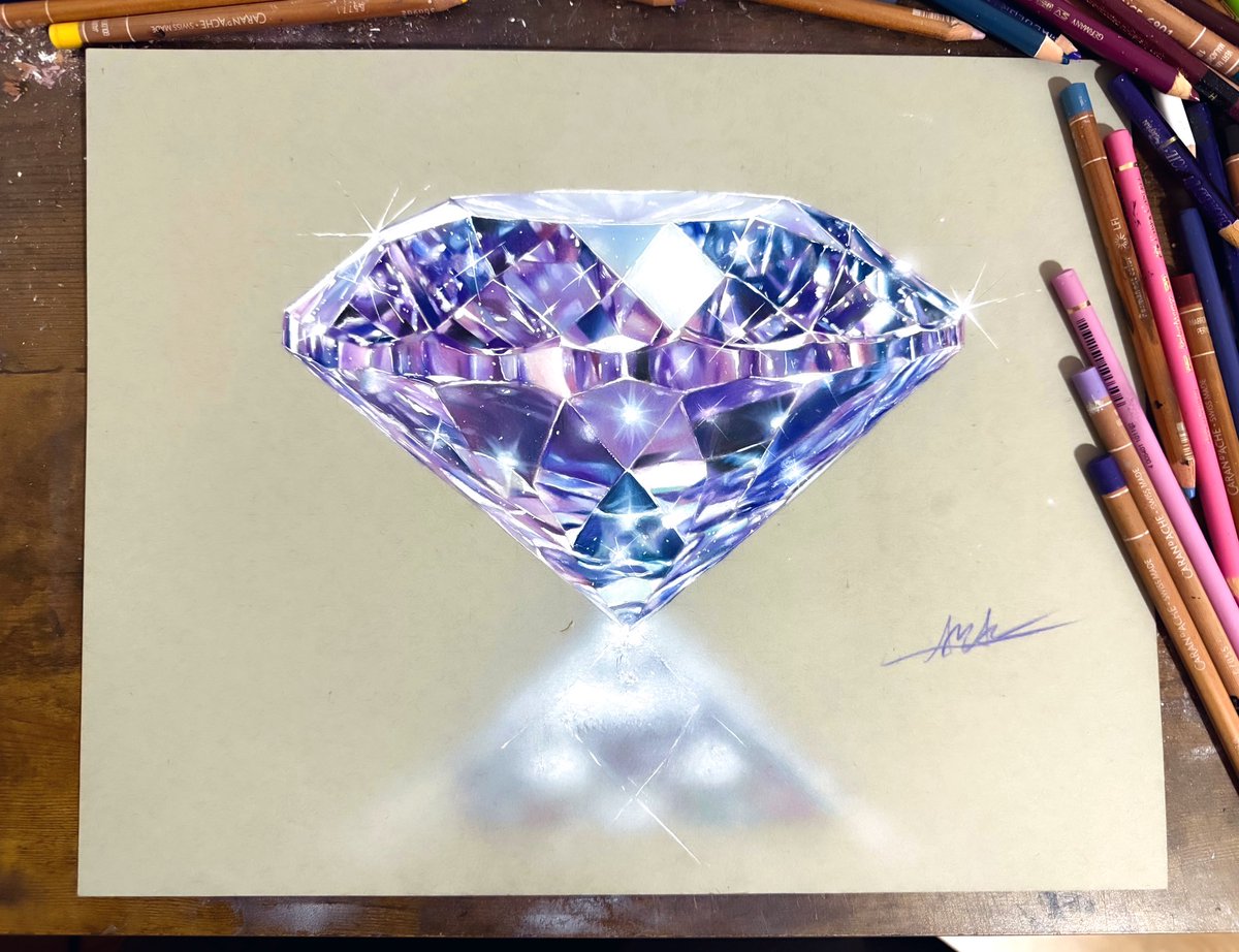 色鉛筆でダイヤモンド描きました✏️ 頑張ったので見て欲しいです！！
