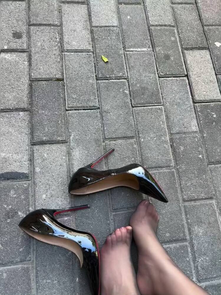 轻一点好疼 tweet media