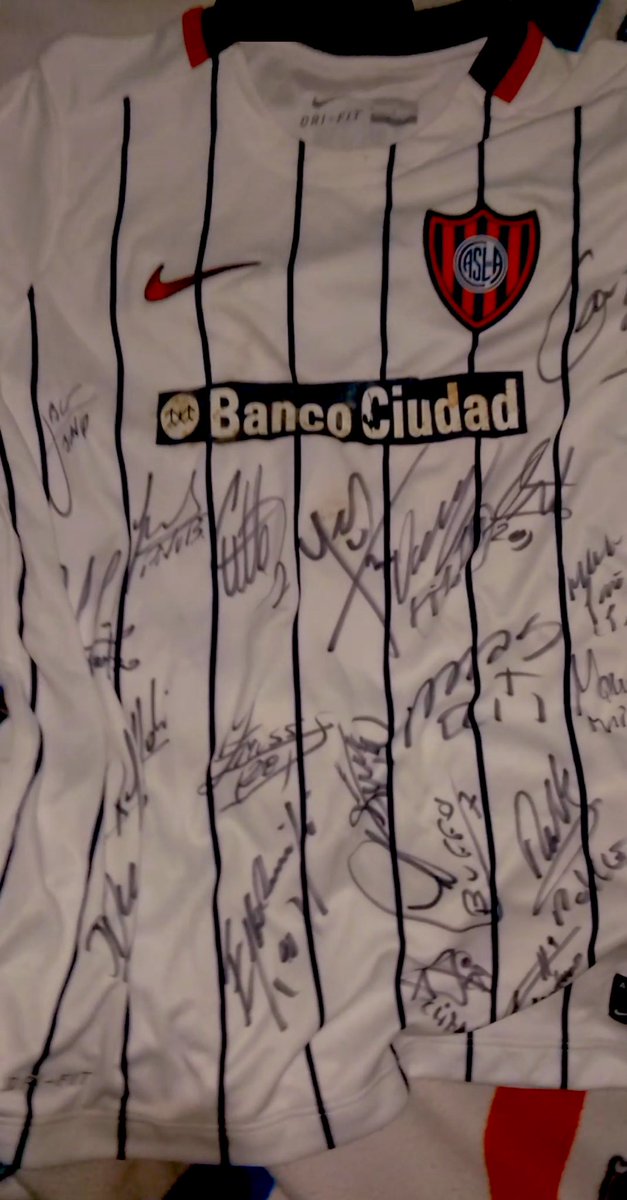 La que me regalo mi amiga… se agranda la colección ($?)