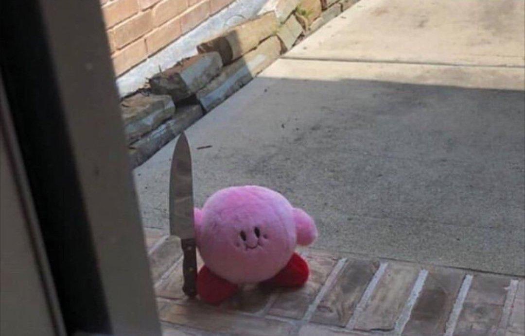 <a href="/Eyaaaad/">إياد الحمود</a> بتسرق بيضة كندر