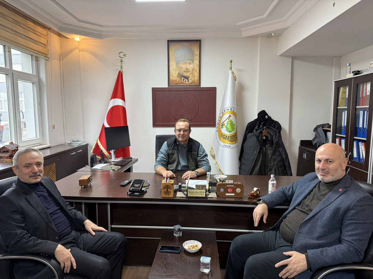 HTurkyilmazOMO's tweet photo. Devrekani Orman İşletme Müdürümüz Hüseyin Avni Ertaş’ı ziyaret ettik.

Aynı zamanda meslektaşlarımızla bir araya gelerek hasbihal ettik.

İşletme Müdürümüze ve kıymetli meslektaşlarımıza sıcak ilgi ve nazik ev sahiplikleri için teşekkür ediyor, çalışmalarında başarı ve kolaylıklar diliyorum.