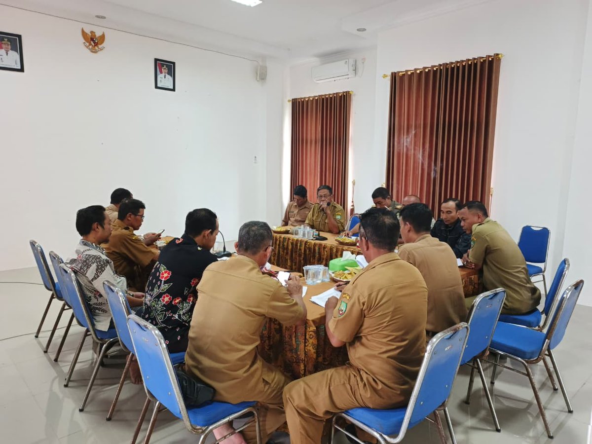08 Desember 2025 Rapat Kecamatan bogorejo. Terkait Penjelasan TindakLanjut Peraturan Mentri Keuangan No 81 TH 2025 Tentang Perubahan Atas Peraturan Menteri Keuangan No 108 TH 2024 Tentang Pengalokasian Dana Desa Setiap Desa, Penggunaan, dan Penyaluran Dana Desa TH Anggaran 2025.