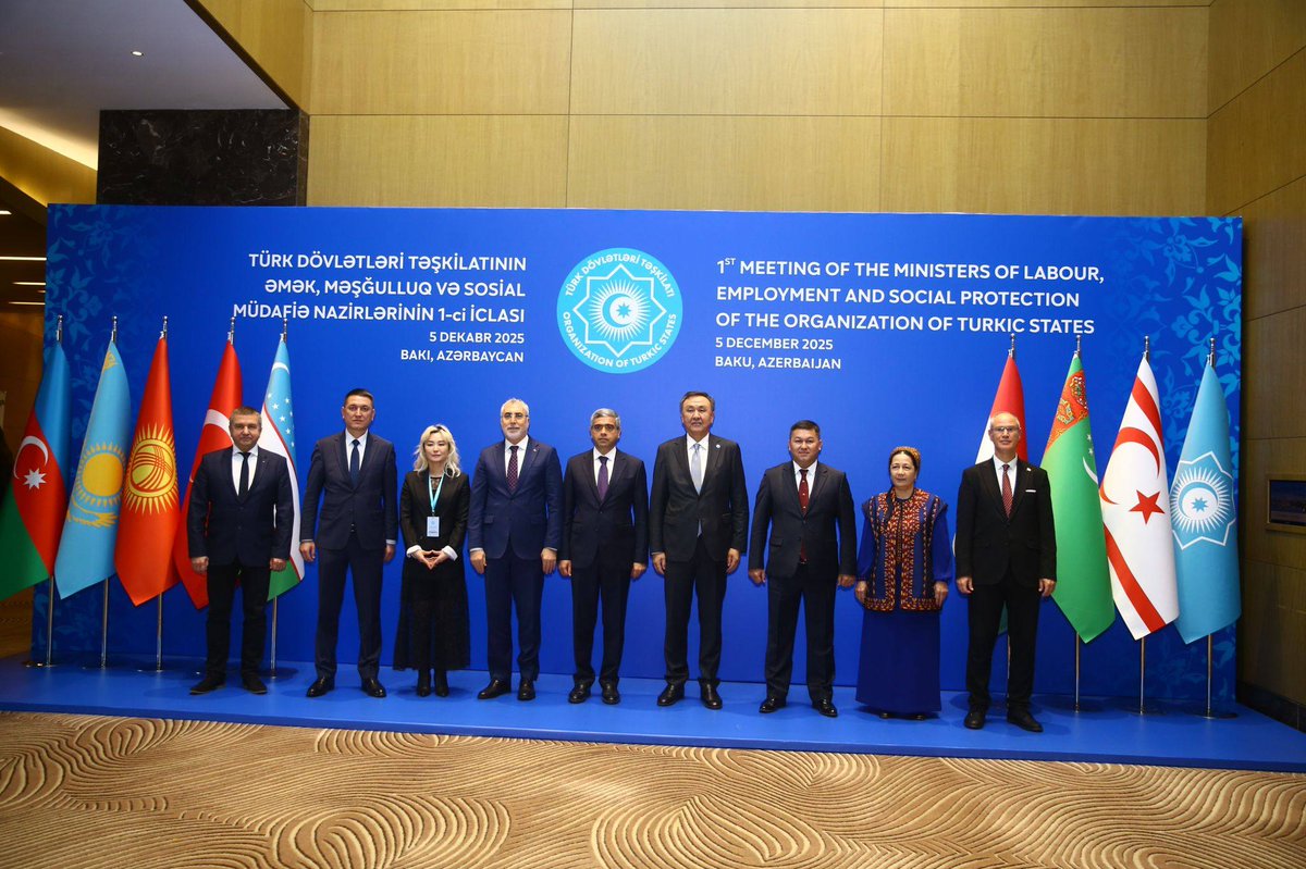 HASİPOĞLU: “TÜRK DÜNYASINDA ARTIK DAHA GÖRÜNÜRÜZ, ÇALIŞMA HAYATINDA BİR İLK”
Azerbaycan’da temaslarda bulunan  Çalışma ve Sosyal Güvenlik Bakanı Oğuzhan Hasipoğlu, TDT Çalışma, İstihdam ve Sosyal Güvenlik Bakanları 1. Toplantısı’na katıldı.