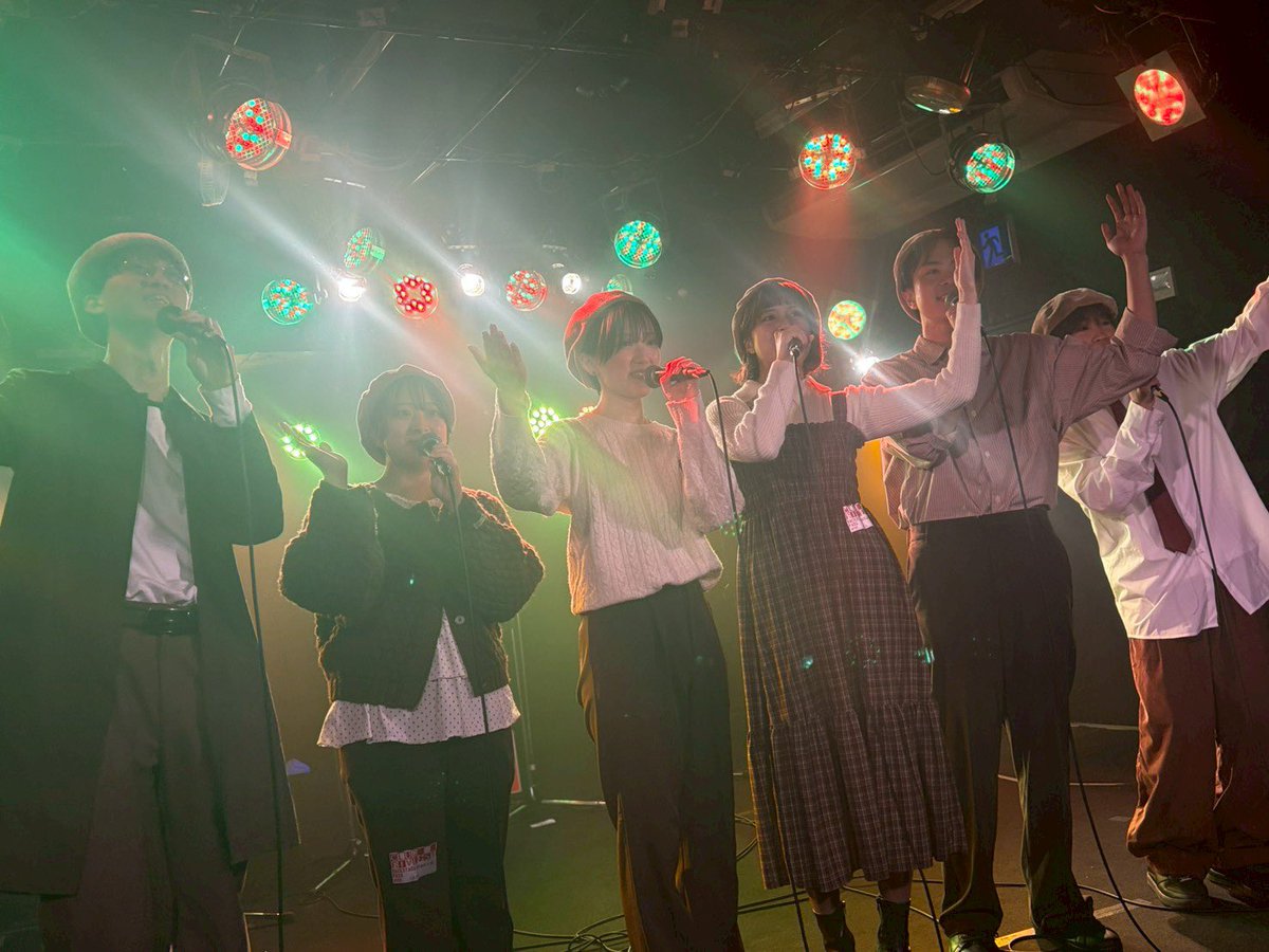 melocafemuse's tweet photo. 報告が遅くなりましたが、
11/28（金）にCLUB RIVERSTで開催された【ガチライブ！2025】に出演しました！☕️

最高の観客、最高の環境で、とても楽しい時間を過ごせました！😌

見に来てくださって、本当にありがとうございました！🙆🏻‍♂️🙆🏻‍♀️ https://t.co/J5V4GlCEex