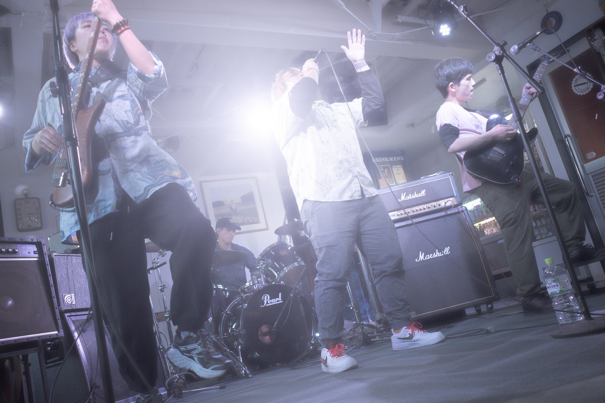 yamoridagashi's tweet photo. 2025年12月7日(日)
「〜えん〜」vol.3
at 吉祥寺DAYDREAM

ご来場ありがとう御座いました!!
NEXT⇨1月30日 大久保HOTSHOT

撮影：モカ

#昭和歌謡
#ヤモリ駄菓子屋
#citypop https://t.co/uPH3NSElhZ