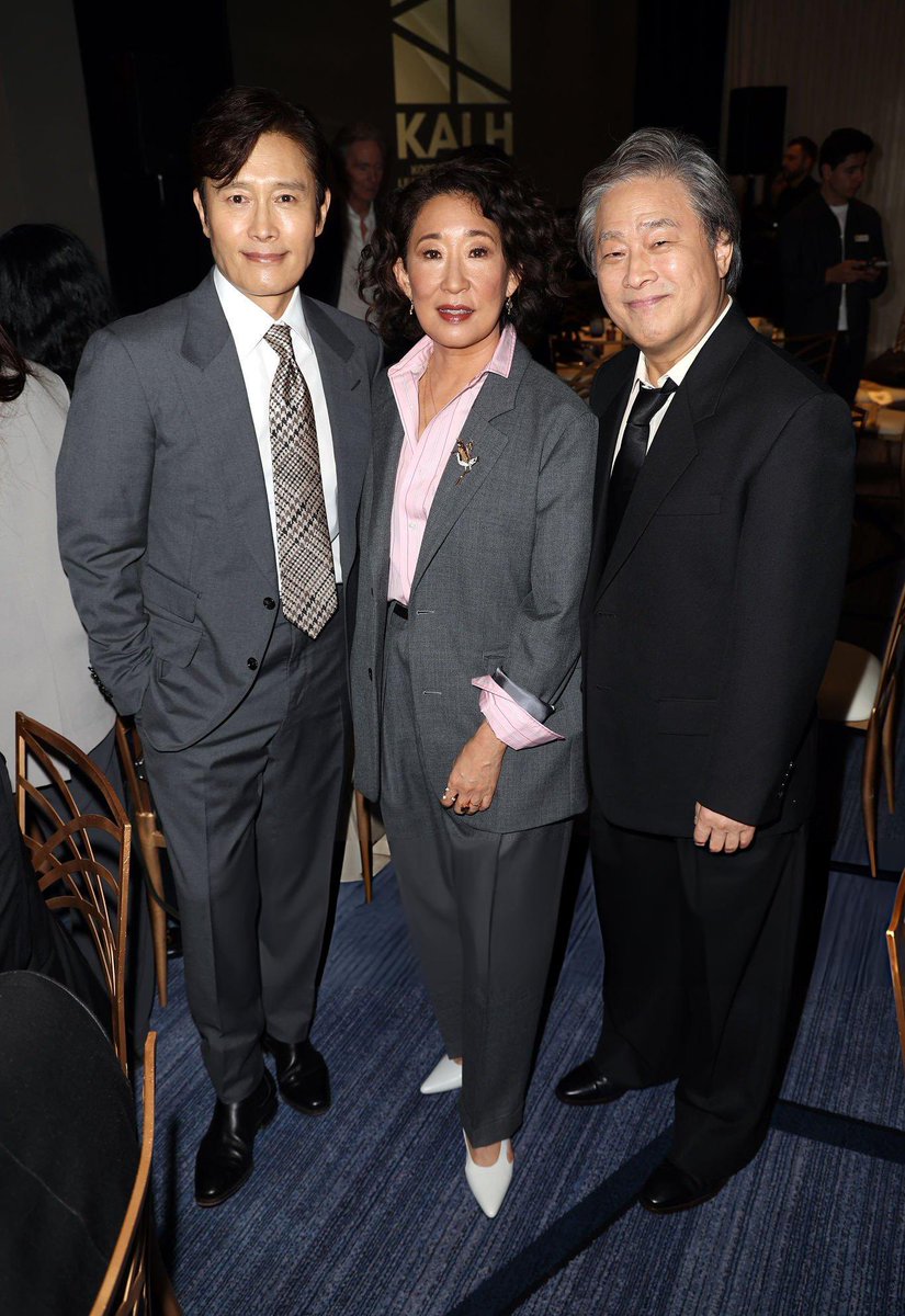 best of sandra oh tweet media