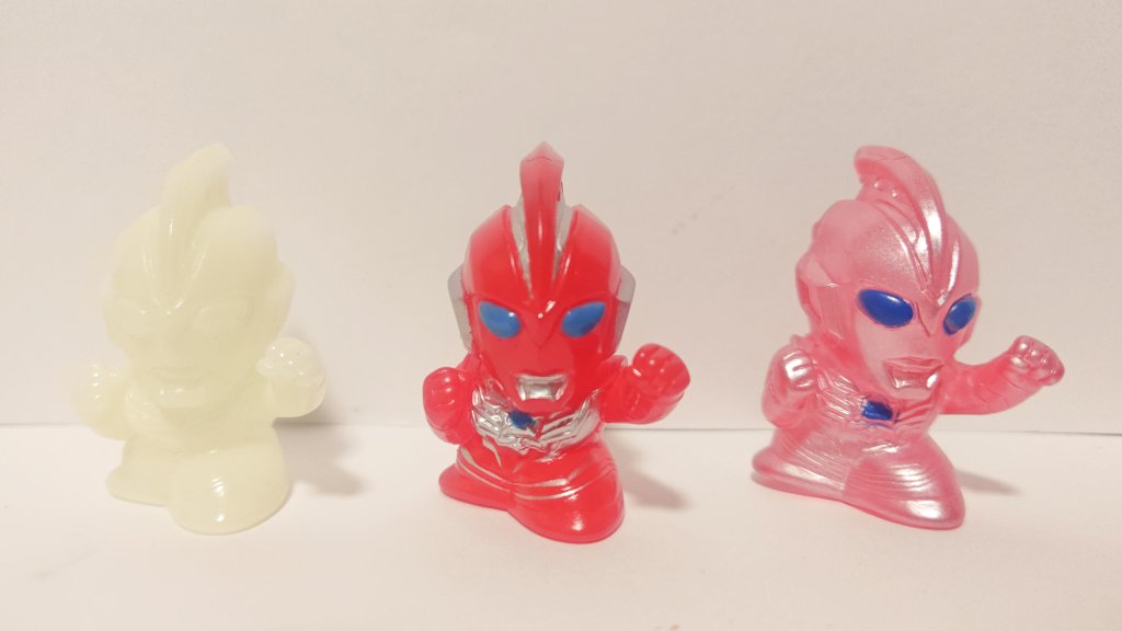 ウルトラマン　指人形　ウルフェス 2012〜2018 限定　クリア　ラメ　オメガ ウルトラマンオメガ』新キャラクター登場記念！ 11月1日(土)より