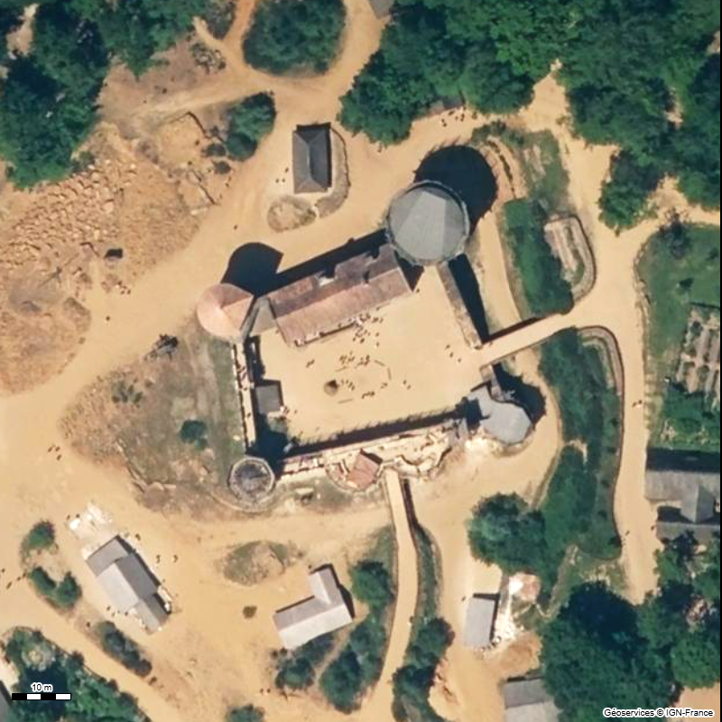 jmviglino's tweet photo. ❄️🎅🎄☃️🎁🦌 Calendrier de l'avent géographique #Cestou
📸Jour1️⃣4️⃣ Château de #Guédelon ⚔️ photographie aérienne - @IGNFrance
Depuis 1997, des ouvriers bourguignons construisent un château fort du XIIIs avec les techniques et matériaux du Moyen-Âge
🎲🗺️https://t.co/aDFDTKXri6 https://t.co/Ce0FtW6XxI