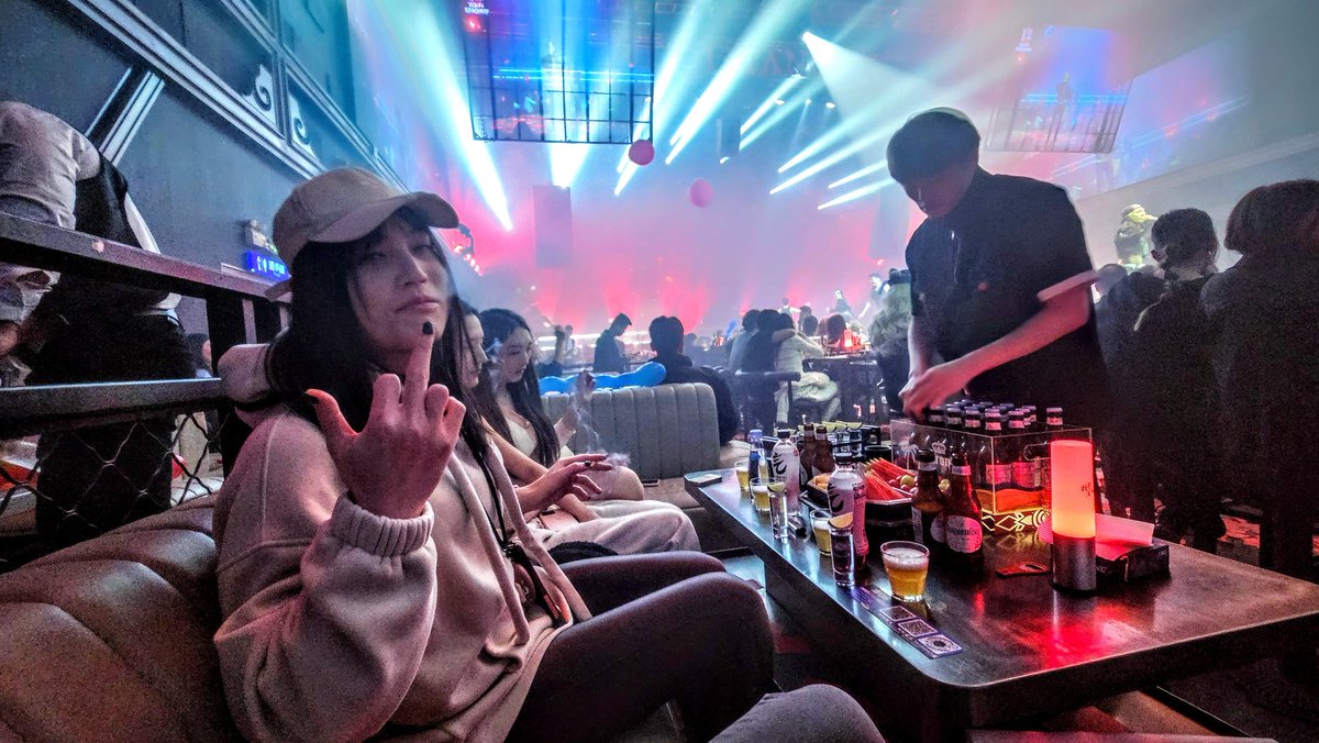 ShinyBound tweet media