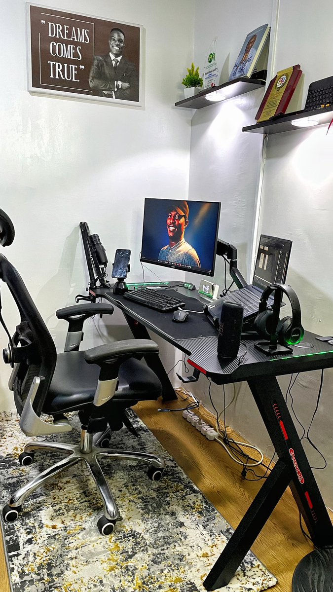 August 2024      Vs       December 2025