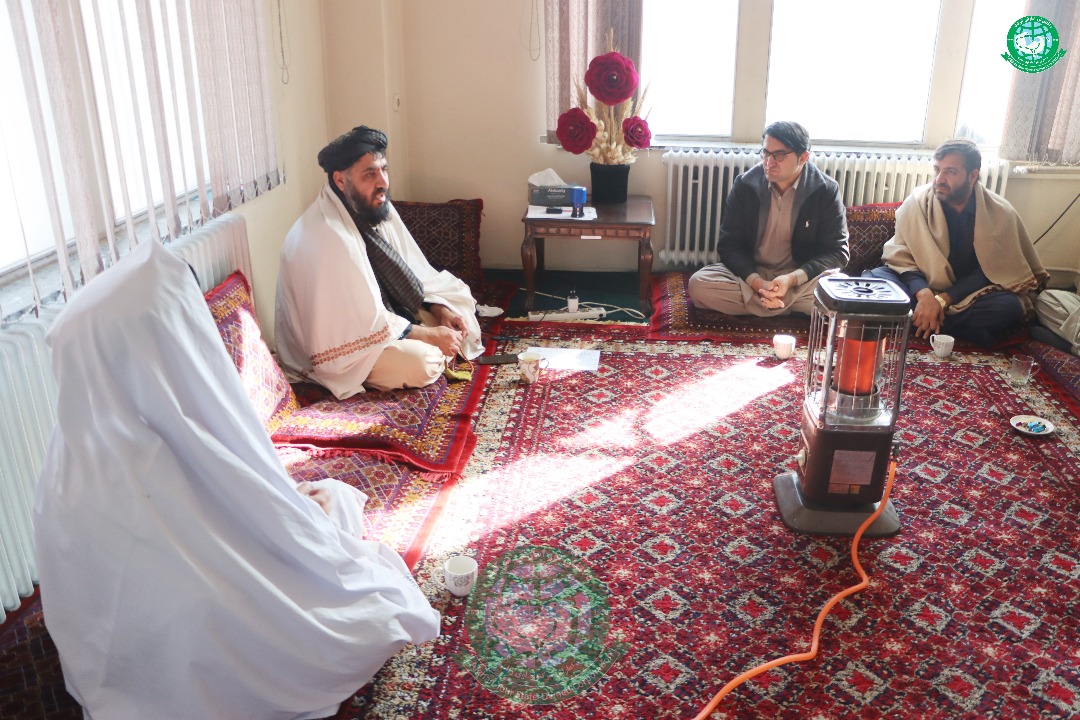 AfghanTour_'s tweet photo. رئیس اجرائیوی شرکت امارتی افغان تور با آن دسته از شرکت‌ های سیاحتی دیدار کرد که سیاحان خارجی را به افغانستان می‌آورند. مشکلات آنان را شنید و برای بهبود خدمات، رهنمودها و سفارش‌ های لازم را ارائه نمود. https://t.co/eWpdy0isBo