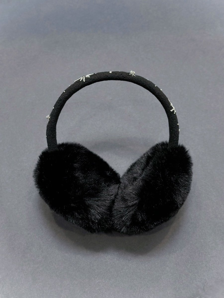 イヤーマフが欲しい！とお客様からお声を頂き、カチューシャと同じ