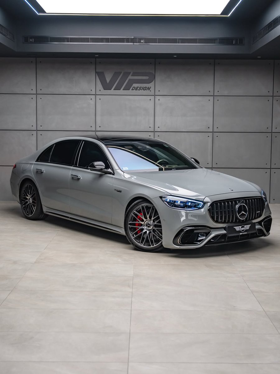 Luteendo's tweet image. If you see this in someone’s garage, just know the pockets are deep 🥵

Mercedes Benz S63 E-performance Edition 1
