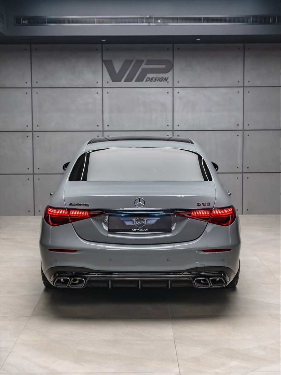 Luteendo's tweet image. If you see this in someone’s garage, just know the pockets are deep 🥵

Mercedes Benz S63 E-performance Edition 1