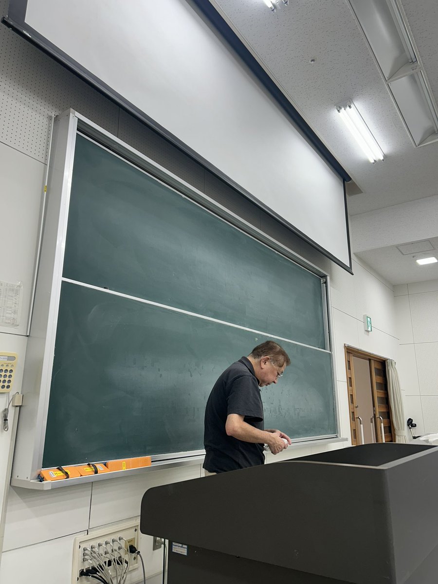 今から沖縄大学で本のお話をしてきます☺️