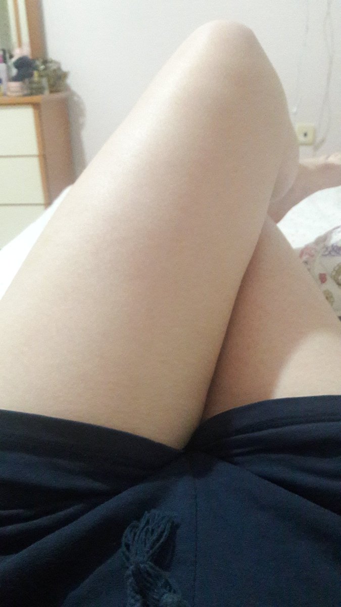 Selamm şortsuz foto isteyen beni nasıl siker yazsın. Elim amımda okşayarak okuycam azdırın benii 💋